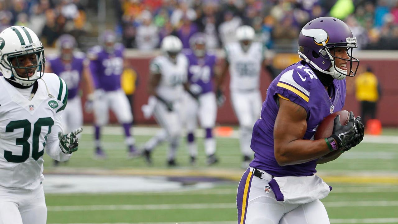 Notebook: Johnson's big day separates him further from Patterson